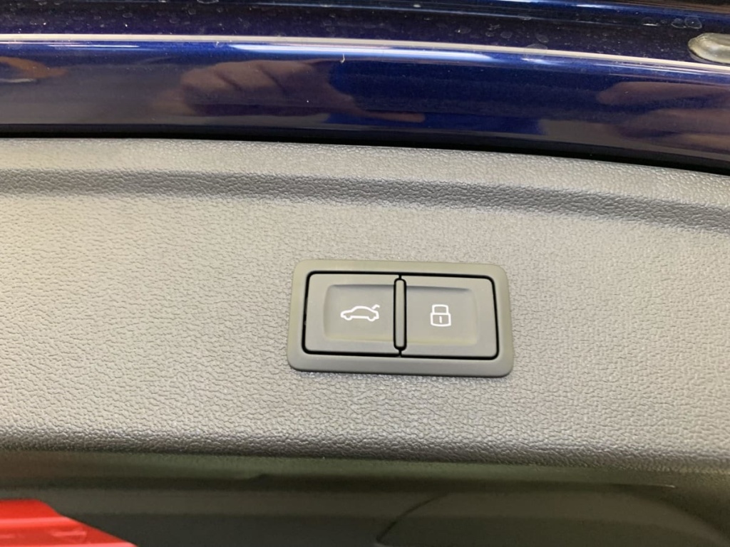 AUDI A3 Sportback 45 TFSI e Hybride rechargeable 272 S tronic 6 S line - ref: 1-372748 - Photo 17