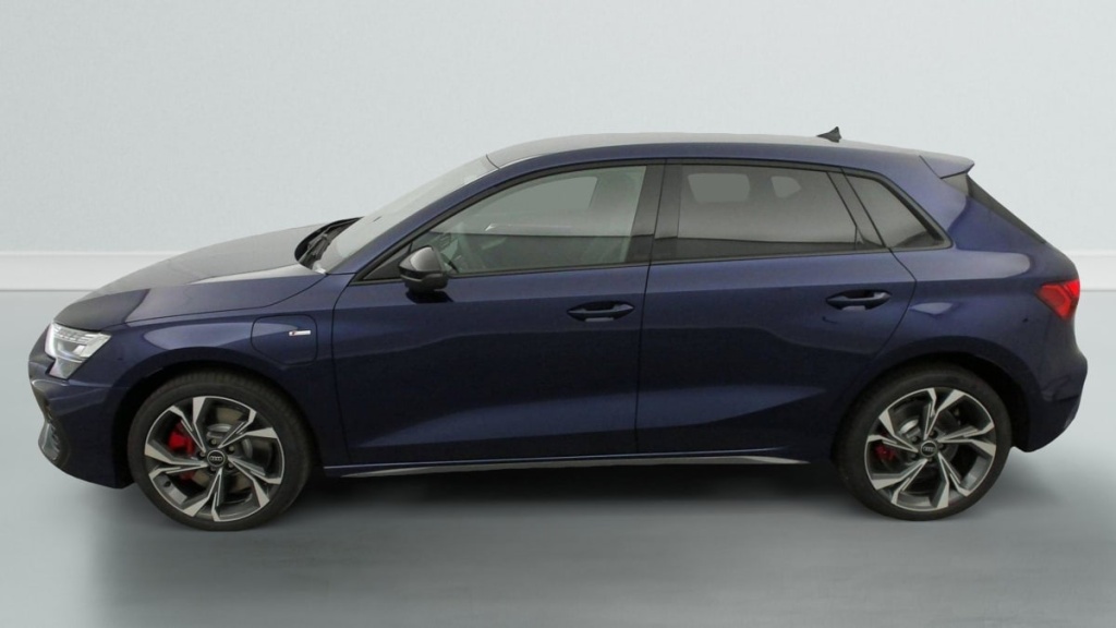 AUDI A3 Sportback 45 TFSI e Hybride rechargeable 272 S tronic 6 S line - ref: 1-372748 - Photo 4