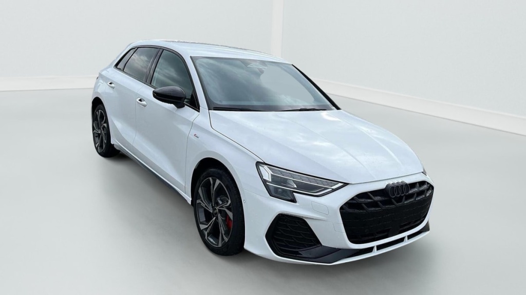 AUDI A3 Sportback 45 TFSI E HYBRIDE RECHARGEABLE 272 S TRONIC 6 S LINE - ref: 1-372751 - Photo 1