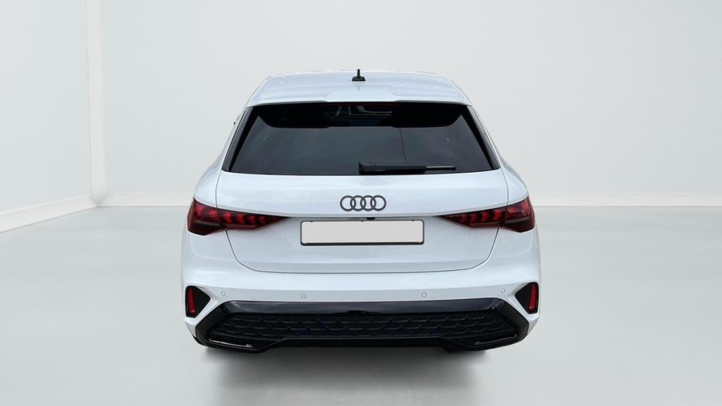 AUDI A3 Sportback 45 TFSI E HYBRIDE RECHARGEABLE 272 S TRONIC 6 S LINE - ref: 1-372751 - Photo 6