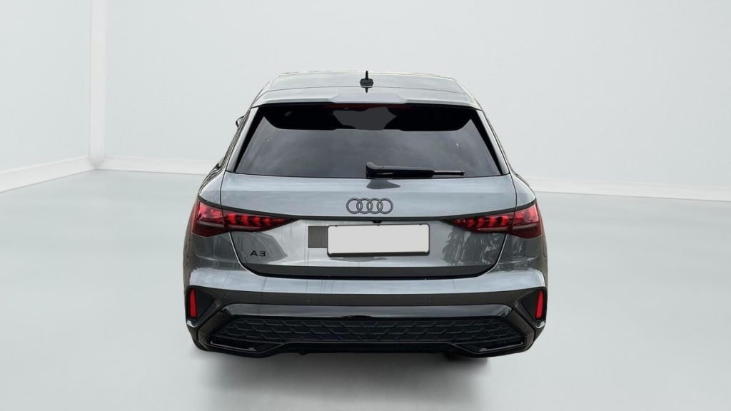 AUDI A3 Sportback 45 TFSI E HYBRIDE RECHARGEABLE 272 S TRONIC 6 S LINE - ref: 1-372752 - Photo 6