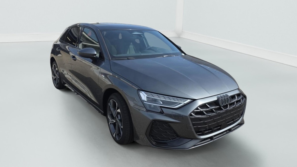AUDI A3 Sportback 45 TFSI e Hybride rechargeable 272 S tronic 6 S line - ref: 1-372753 - Photo 1