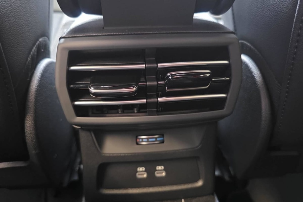 AUDI A3 Sportback 45 TFSI e Hybride rechargeable 272 S tronic 6 S line - ref: 1-372753 - Photo 19