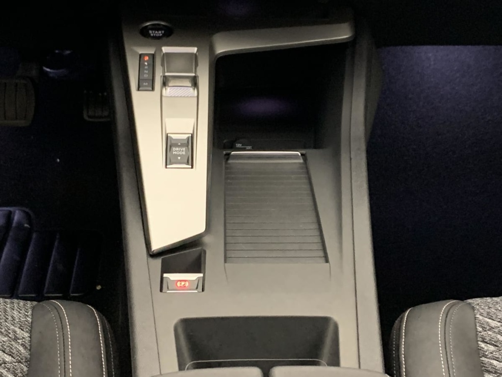 PEUGEOT 308 Hybrid 145 e-DCS6 Allure - ref: 1-374368 - Photo 15