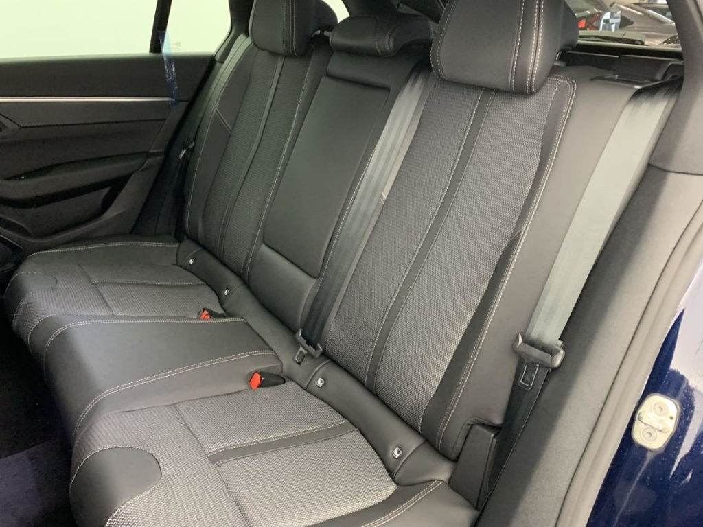 PEUGEOT 508 SW Hybrid 180 e-EAT8 Allure - ref: 1-375480 - Photo 19