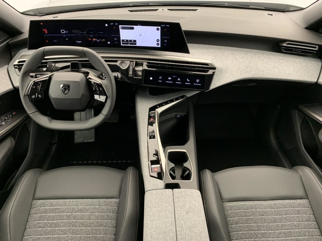 PEUGEOT 5008 Hybrid 145 e-DCS6 Allure - ref: 1-377533 - Photo 12