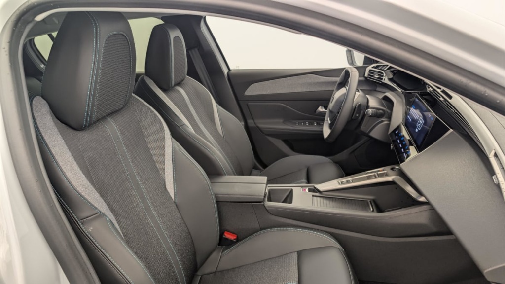 PEUGEOT 308 BlueHDi 130ch S S EAT8 Allure - ref: 1-377733 - Photo 9
