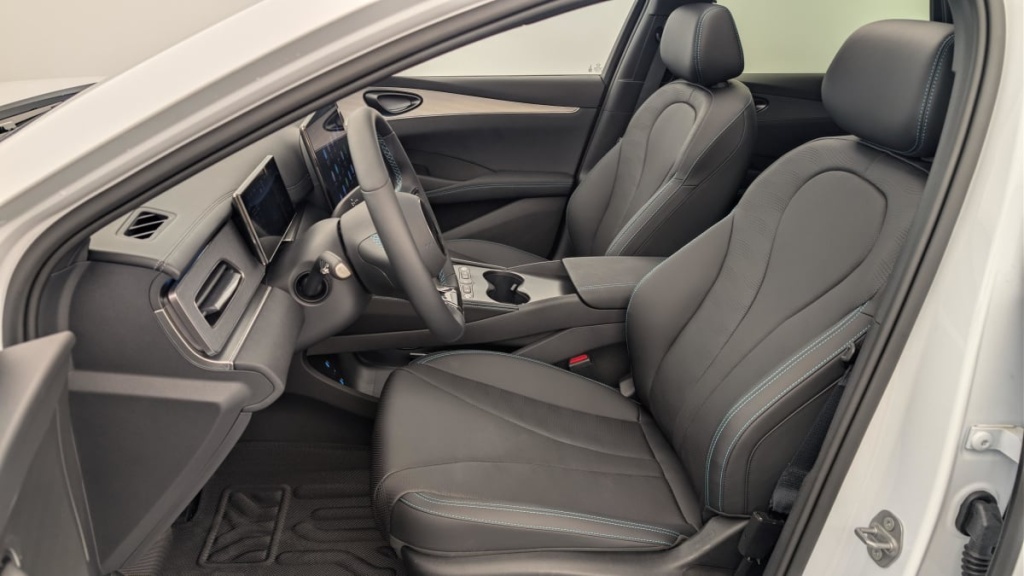 BYD Seal 6 Touring 1.5l DM-i 156 kW PHEV Comfort - ref: 1-378188 - Photo 16