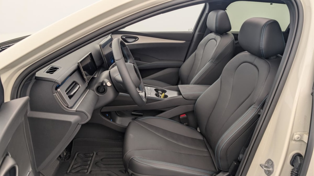 BYD Seal 6 Touring 1.5l DM-i 156 kW PHEV Comfort - ref: 1-378195 - Photo 16