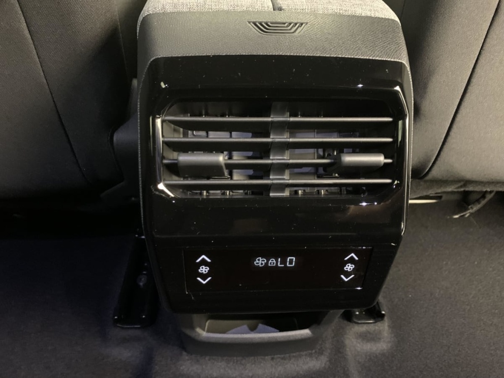 PEUGEOT 5008 HYBRID 145 CH E-DCS6 ALLURE - ref: 1-381855 - Photo 20