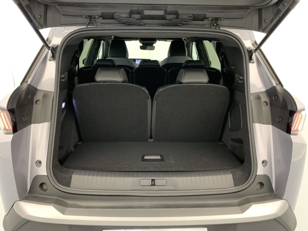 PEUGEOT 5008 HYBRID 145 CH E-DCS6 ALLURE - ref: 1-381856 - Photo 11
