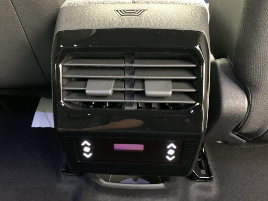 PEUGEOT 5008 HYBRID 145 CH E-DCS6 ALLURE - ref: 1-381856 - Photo 18