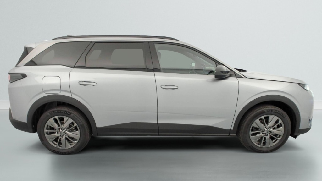 PEUGEOT 5008 HYBRID 145 CH E-DCS6 ALLURE - ref: 1-381856 - Photo 8