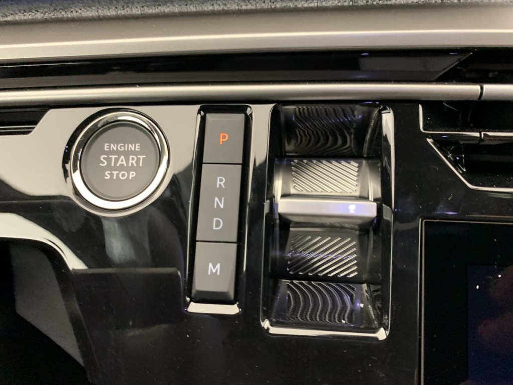 PEUGEOT 5008 HYBRID 145CH E-DCS6 GT - ref: 1-381869 - Photo 16