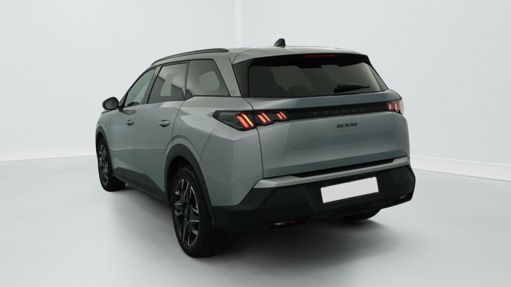 PEUGEOT 5008 Hybrid 136 e-DCS6 Allure - ref: 1-382005 - Photo 5