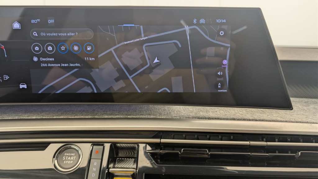 PEUGEOT 5008 Hybrid 136 e-DCS6 Allure - ref: 1-382006 - Photo 19
