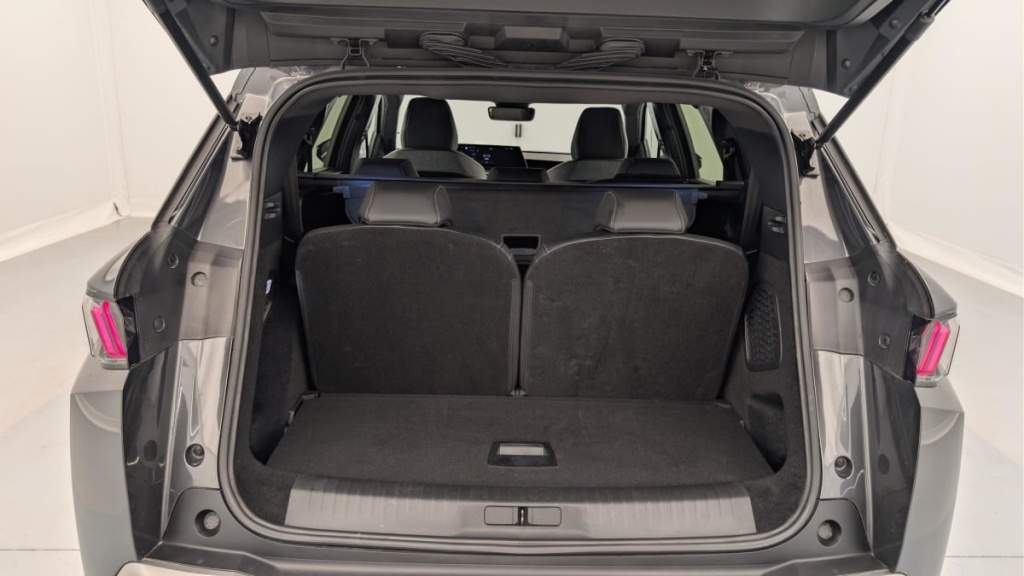 PEUGEOT 5008 HYBRID 145 CH E-DCS6 ALLURE - ref: 1-382161 - Photo 11