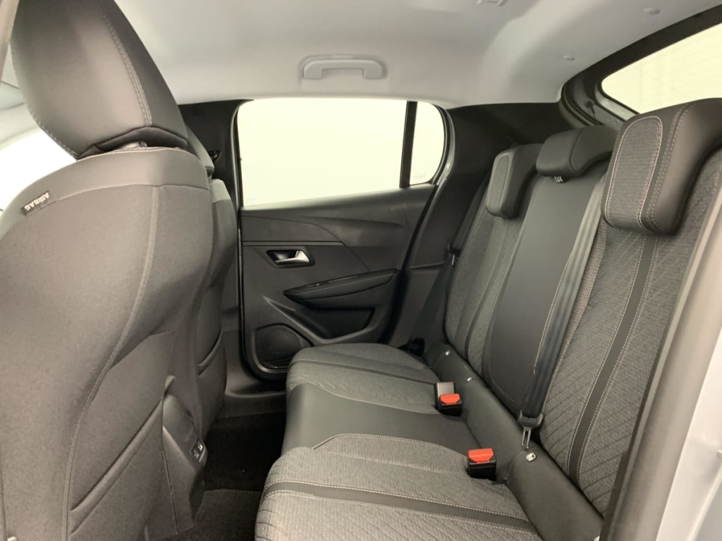 PEUGEOT 208 Hybrid 110 ch e-DCS6 Allure - ref: 1-383987 - Photo 18