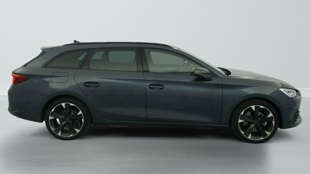 CUPRA Leon Sportstourer 1.4 e-HYBRID 204 ch DSG6 V - ref: 1-384035 - Photo 8