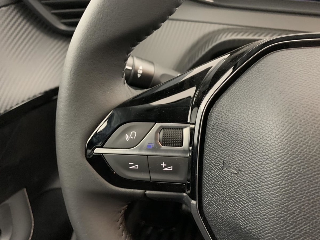PEUGEOT 208 Hybrid 110 ch e-DCS6 Allure - ref: 1-384466 - Photo 15
