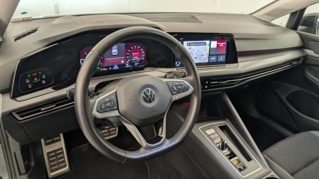 VOLKSWAGEN Golf 2.0 TDI SCR 150 DSG7 ACTIVE - ref: 1-384688 - Photo 15