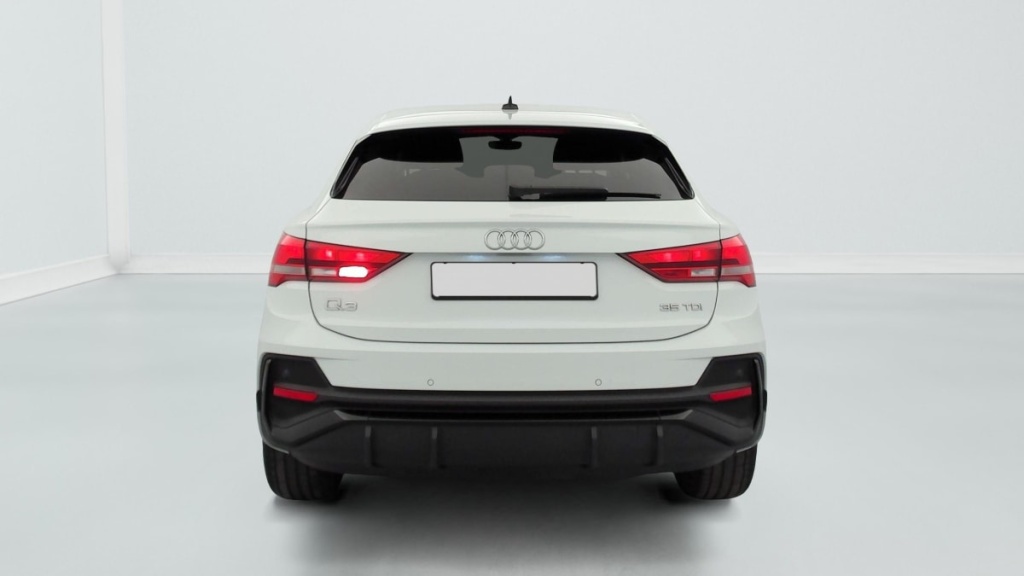 AUDI Q3 Sportback 35 TDI 150 ch S tronic 7 Design - ref: 1-385052 - Photo 6