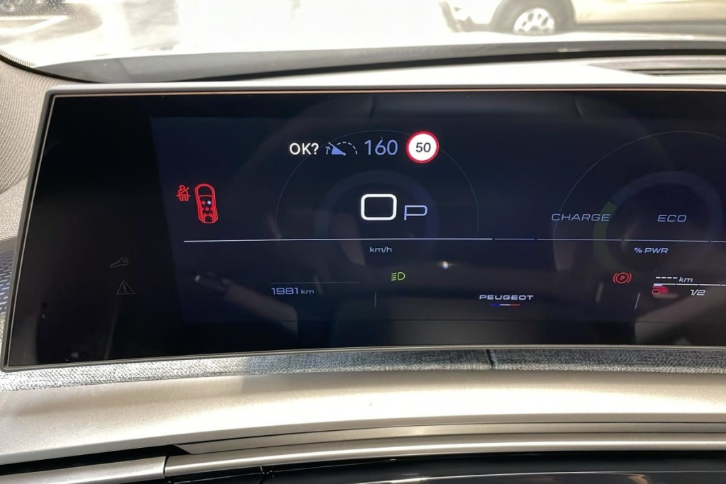 PEUGEOT 5008 HYBRID 145CH E-DCS6 GT - ref: 1-385193 - Photo 9