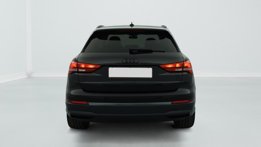 AUDI Q3 35 TDI 150 ch S tronic 7 Design - ref: 1-386276 - Photo 6