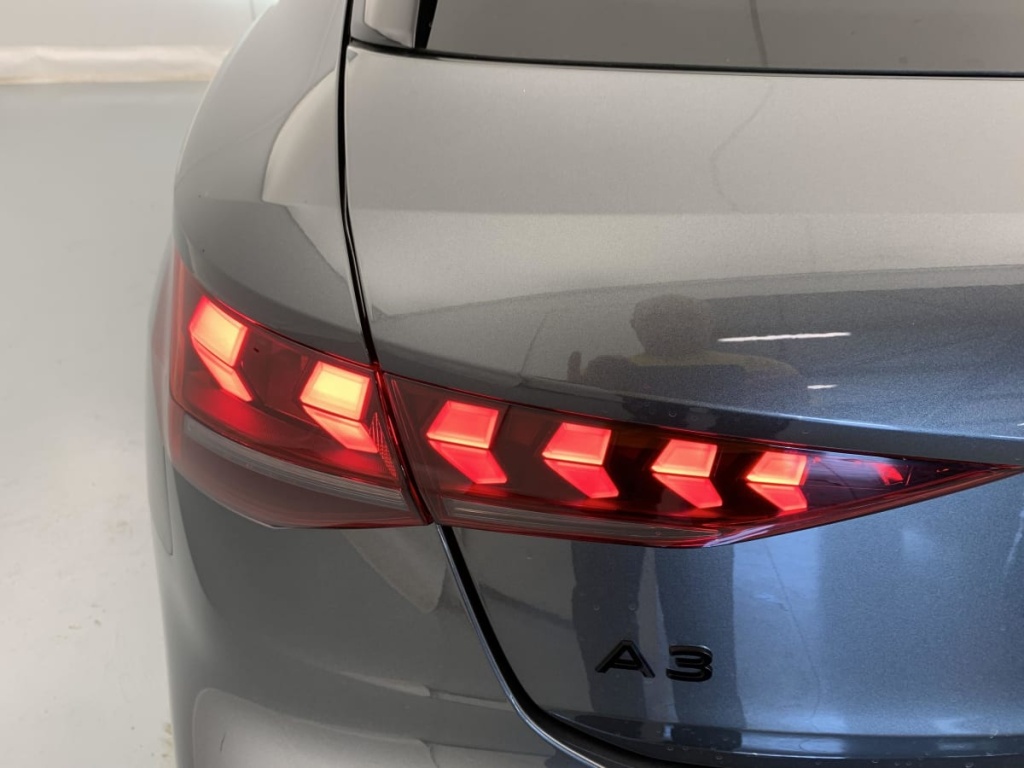 AUDI A3 Sportback 45 TFSI e Hybride rechargeable 272 S tronic 6 S line - ref: 1-386538 - Photo 11