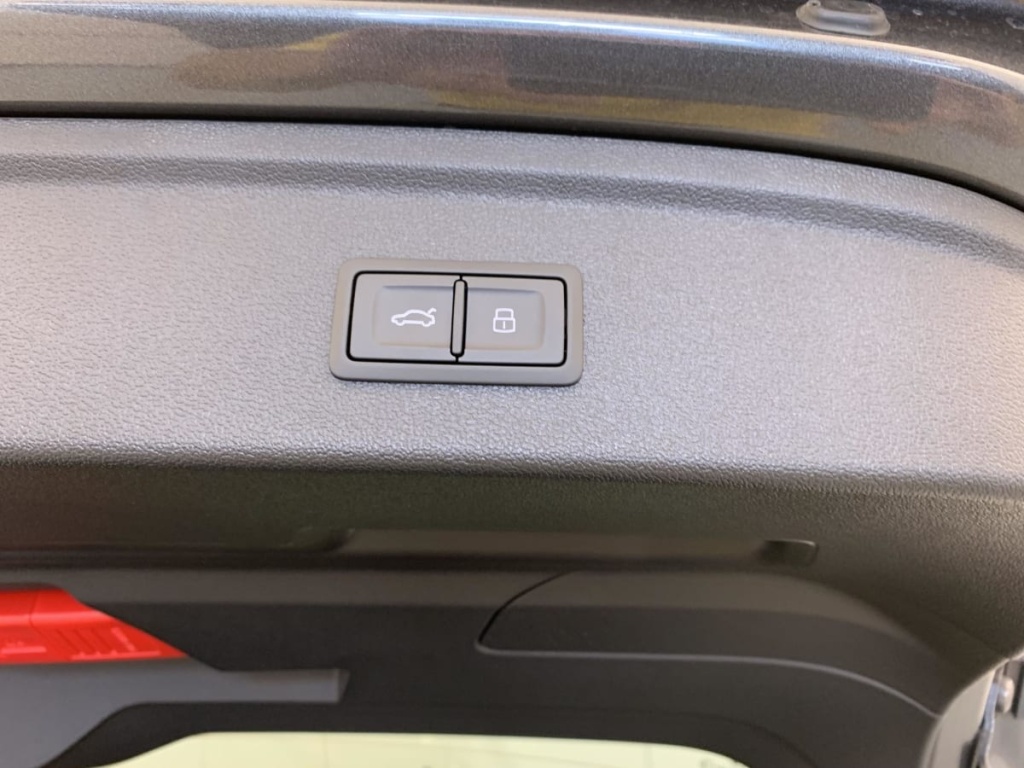 AUDI A3 Sportback 45 TFSI e Hybride rechargeable 272 S tronic 6 S line - ref: 1-386538 - Photo 13