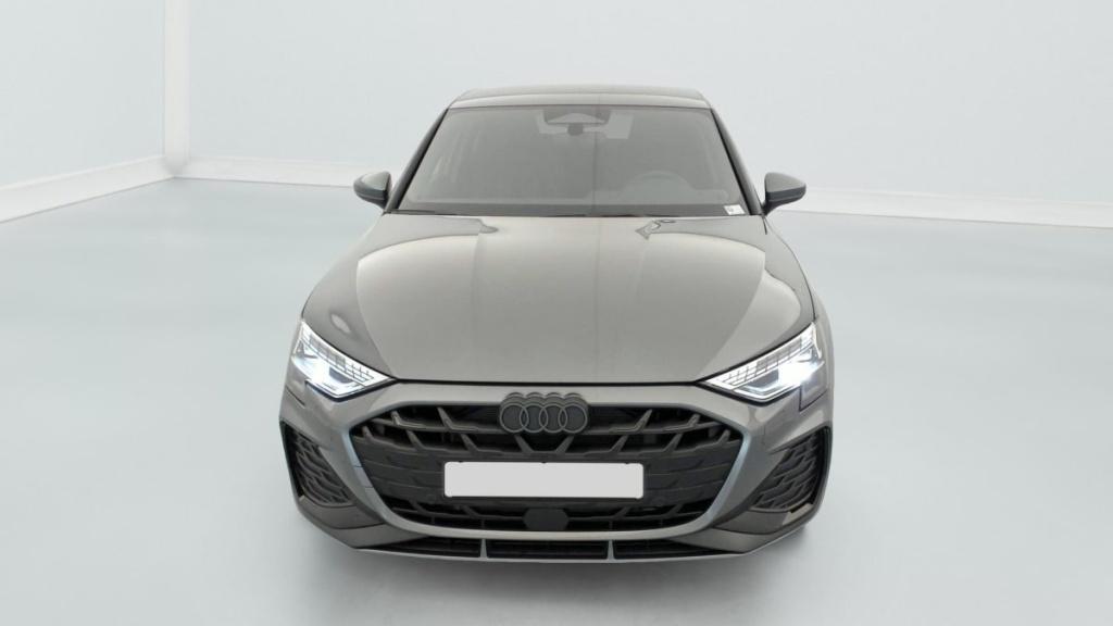 AUDI A3 Sportback 45 TFSI e Hybride rechargeable 272 S tronic 6 S line - ref: 1-386538 - Photo 2