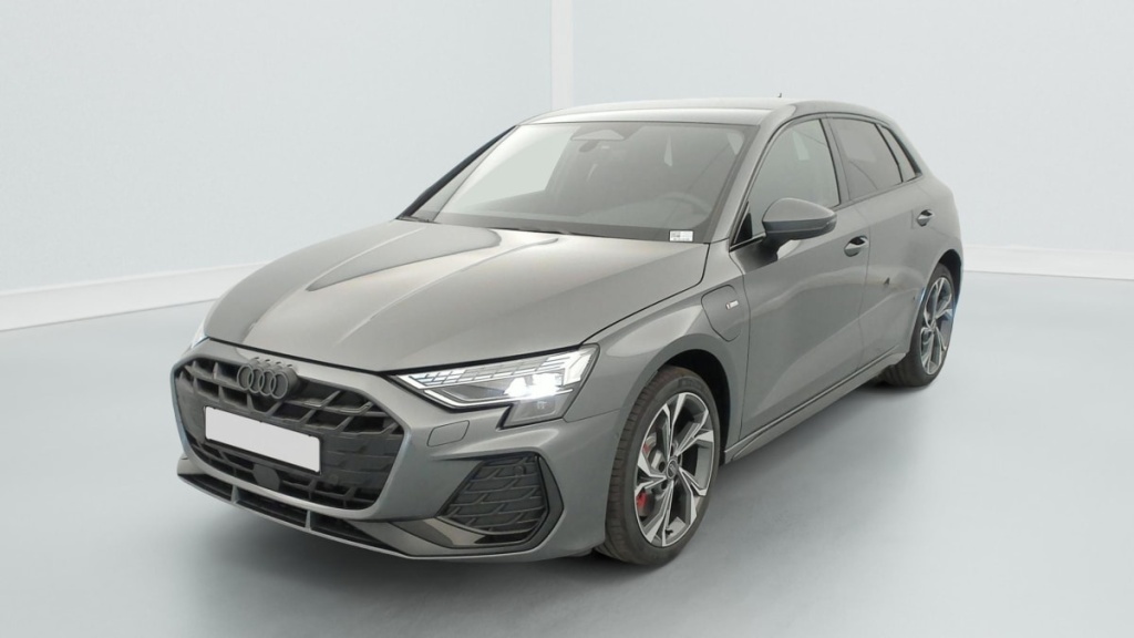 AUDI A3 Sportback 45 TFSI e Hybride rechargeable 272 S tronic 6 S line - ref: 1-386538 - Photo 3