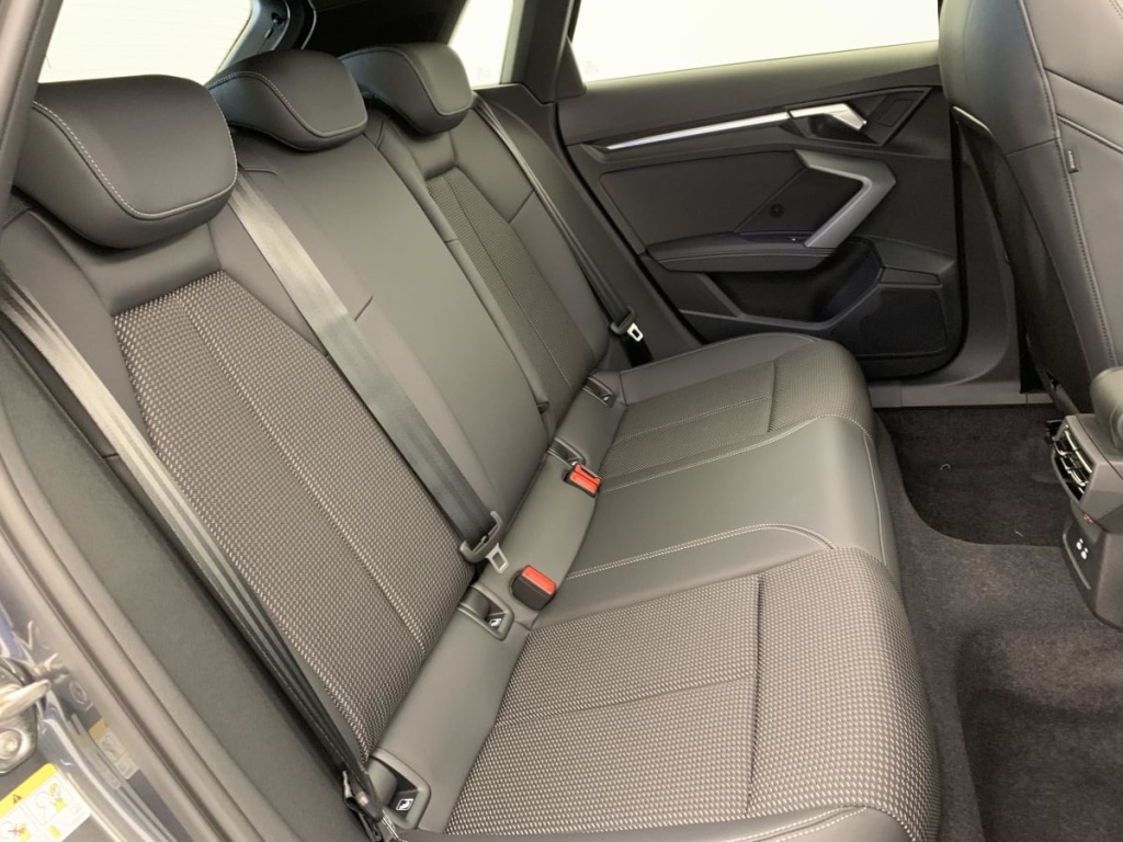 AUDI A3 Sportback 45 TFSI e Hybride rechargeable 272 S tronic 6 S line - ref: 1-386548 - Photo 10