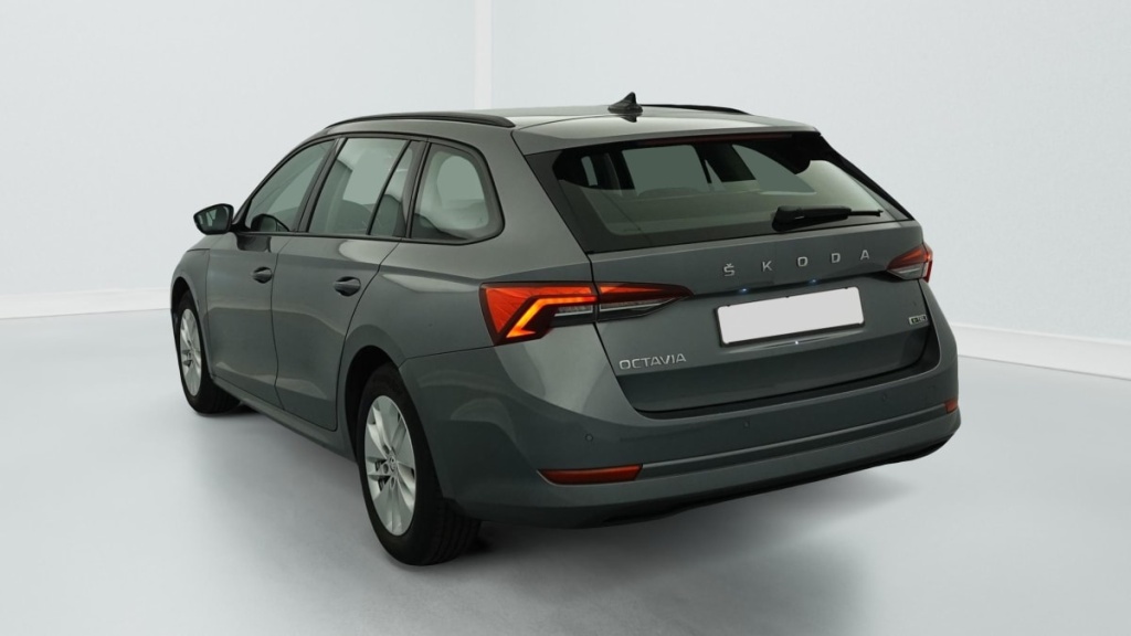 SKODA Octavia Combi 1.0 TSI mHEV e-TEC 110 ch DSG7 Ambition - ref: 1-386609 - Photo 5