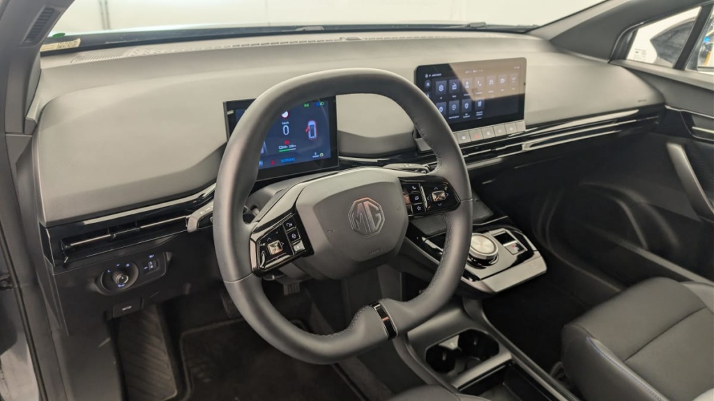MG MG4 ELECTRIC 64KWH - 150 KW 2WD LUXURY - ref: 1-386702 - Photo 15