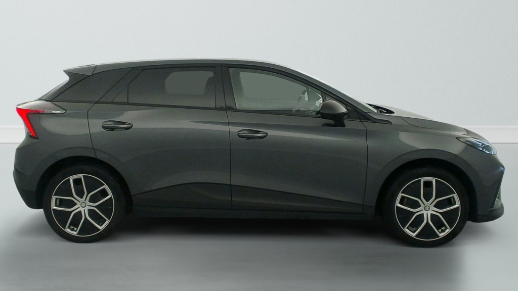 MG MG4 ELECTRIC 64KWH - 150 KW 2WD LUXURY - ref: 1-386702 - Photo 8