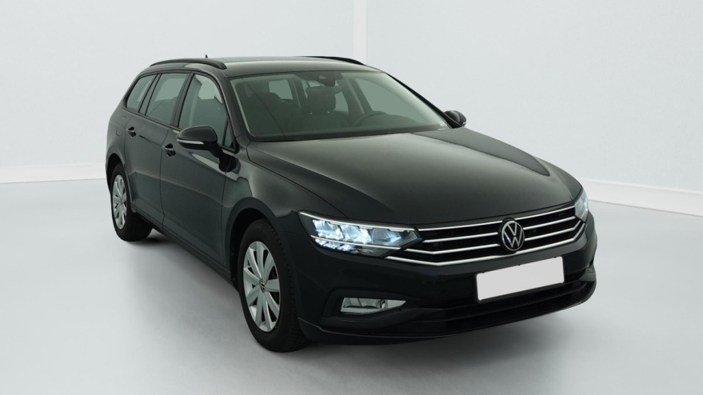 VOLKSWAGEN Passat SW 2.0 TDI EVO SCR 150 DSG7 LIFE PLUS - ref: 1-386977 - Photo 1