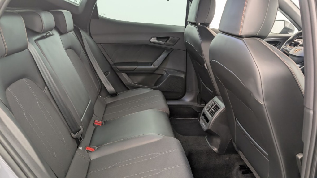 CUPRA Formentor 1.4 e-HYBRID 204 ch DSG6 Business Edition - ref: 1-386985 - Photo 10