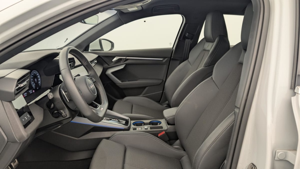 AUDI A3 Sportback TFSI e Hybride rechargeable 204 S tronic 6 S line - ref: 1-388268 - Photo 16