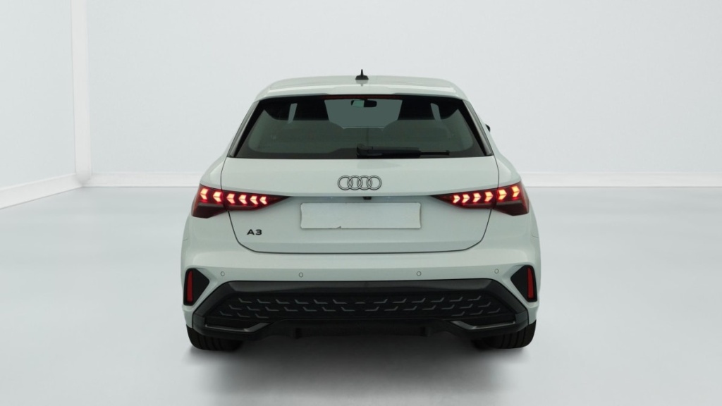 AUDI A3 Sportback TFSI e Hybride rechargeable 204 S tronic 6 S line - ref: 1-388268 - Photo 6