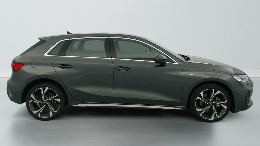 AUDI A3 Sportback TFSI e Hybride rechargeable 204 S tronic 6 S line - ref: 1-388271 - Photo 8