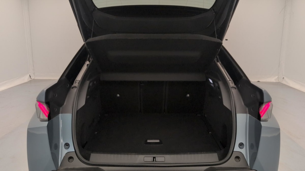 PEUGEOT 3008 Hybrid 145 e-DCS6 GT - ref: 1-388301 - Photo 13