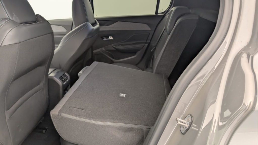 PEUGEOT 308 Hybrid 145 e-DCS6 Allure - ref: 1-388505 - Photo 12