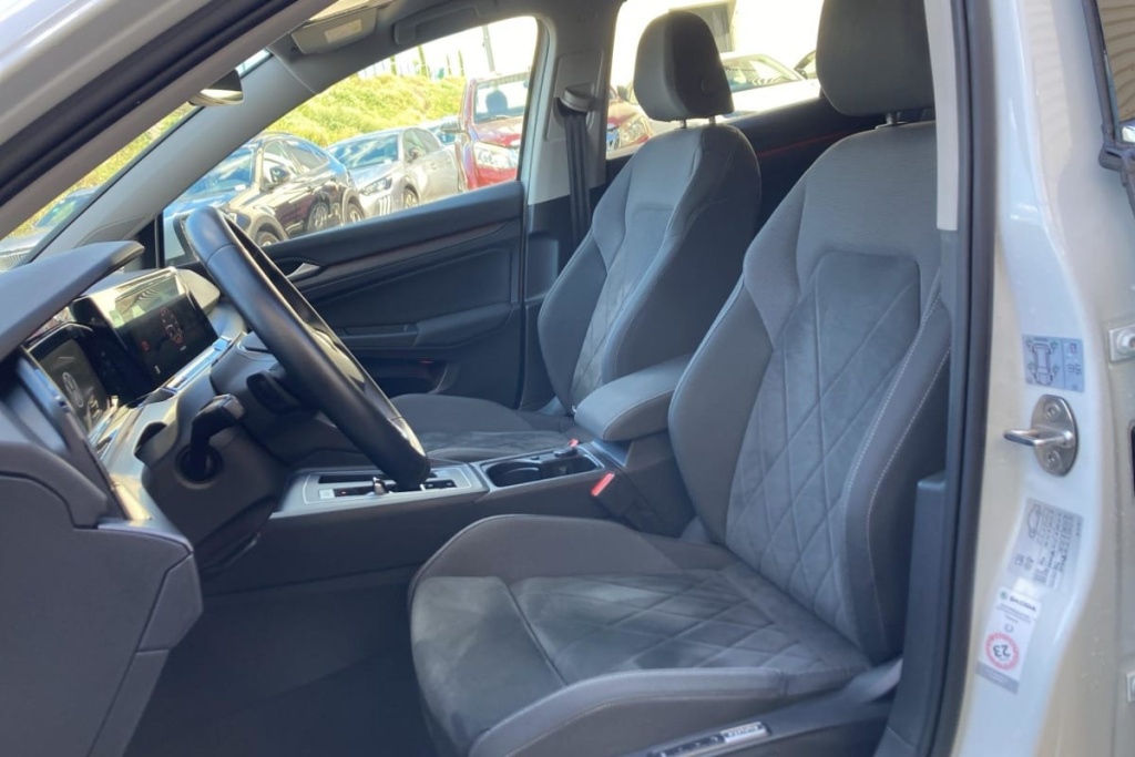 VOLKSWAGEN Golf 1.4 HYBRIDE RECHARGEABLE OPF 204 DSG STYLE - ref: 1-388925 - Photo 9