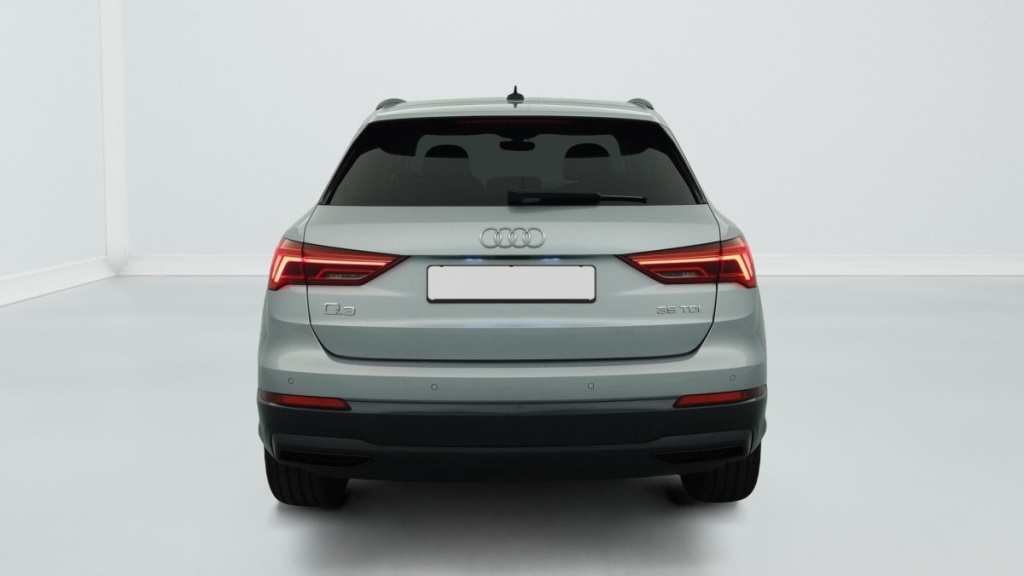 AUDI Q3 35 TDI 150 ch S tronic 7 Design - ref: 1-389100 - Photo 6