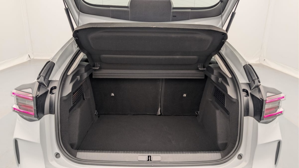 CITROEN C4 Hybride 145 ch e-DCS6 Business - ref: 1-389772 - Photo 11