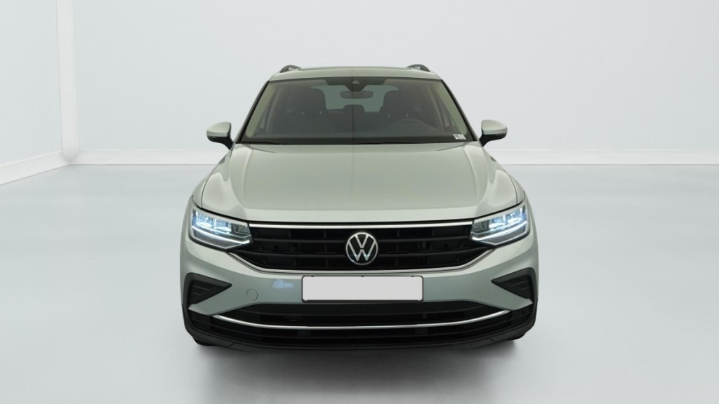 VOLKSWAGEN Tiguan 1.5 TSI 130ch BVM6 Life Plus - ref: 1-389776 - Photo 2