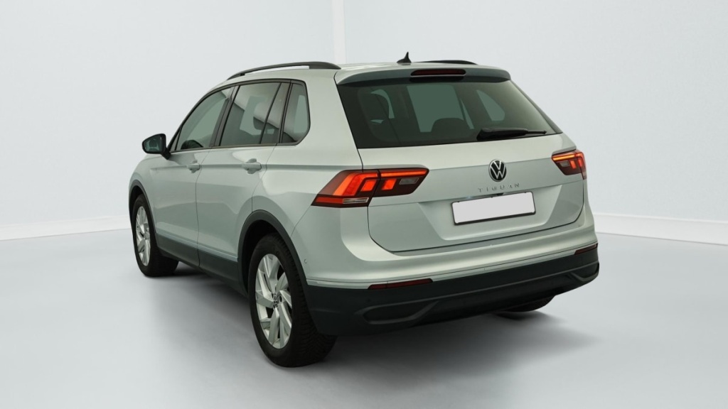 VOLKSWAGEN Tiguan 1.5 TSI 130ch BVM6 Life Plus - ref: 1-389776 - Photo 5