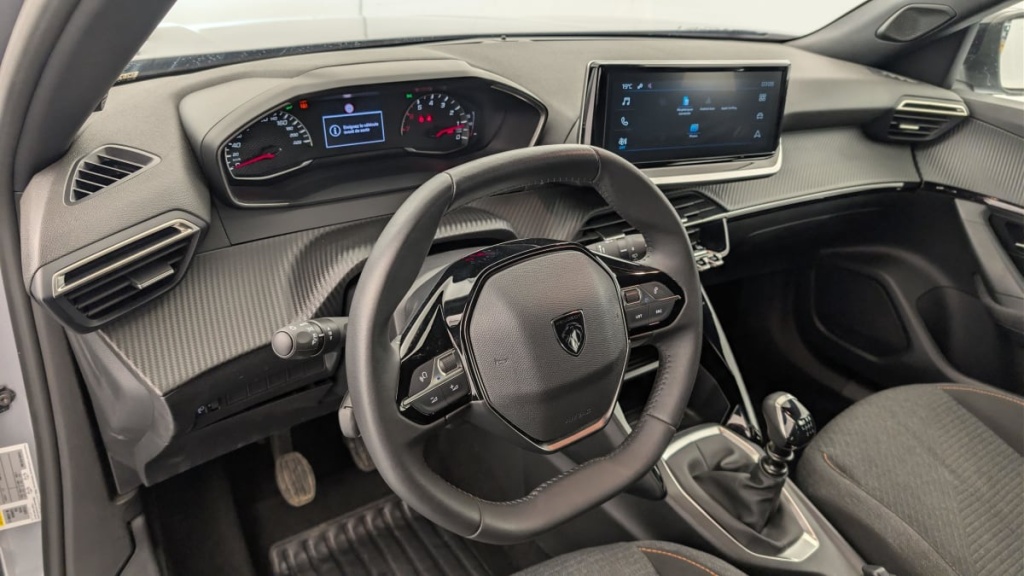 PEUGEOT 2008 100 S S BVM6 Style - ref: 1-390036 - Photo 15