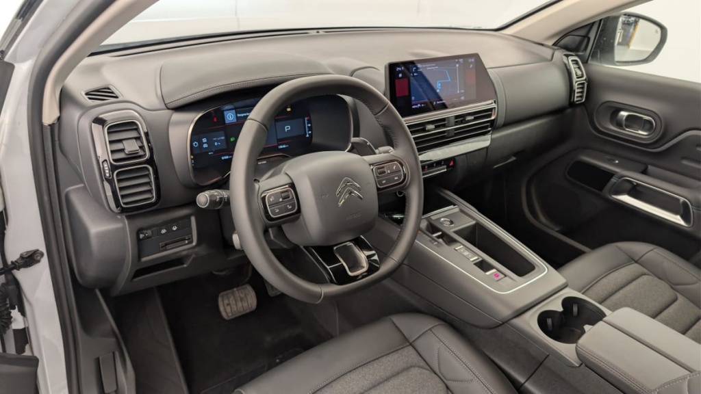 CITROEN C5 Aircross Hybride 145 e-DCS6 Max - ref: 1-390062 - Photo 15